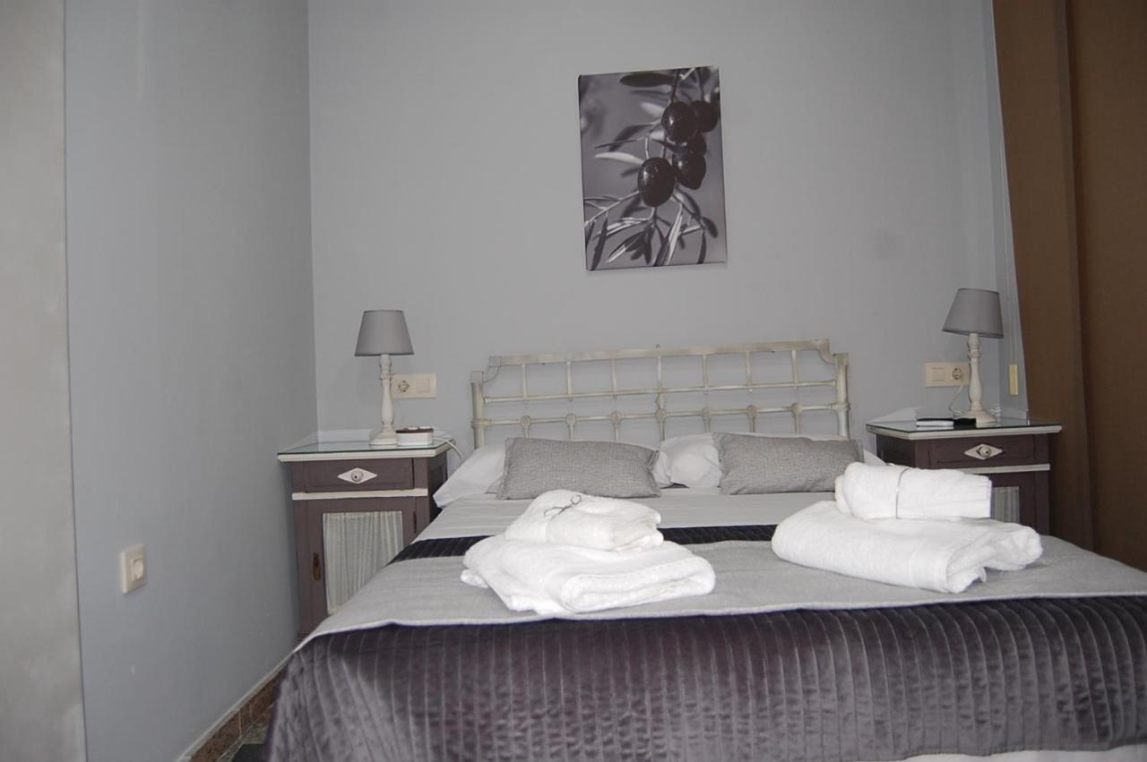 Apartamentos Los Jardines& Parking 科爾多瓦 外观 照片